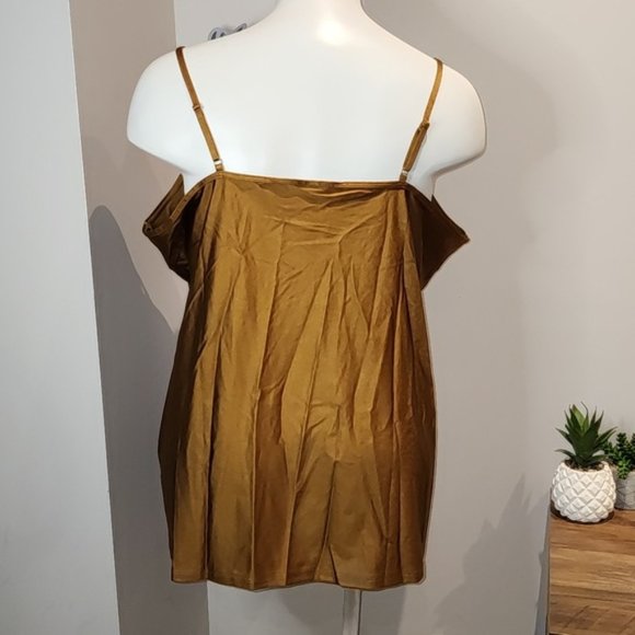 Torrid - Shiny Nylon Scoop Neck Cami in Bronze - Picture 5 of 12